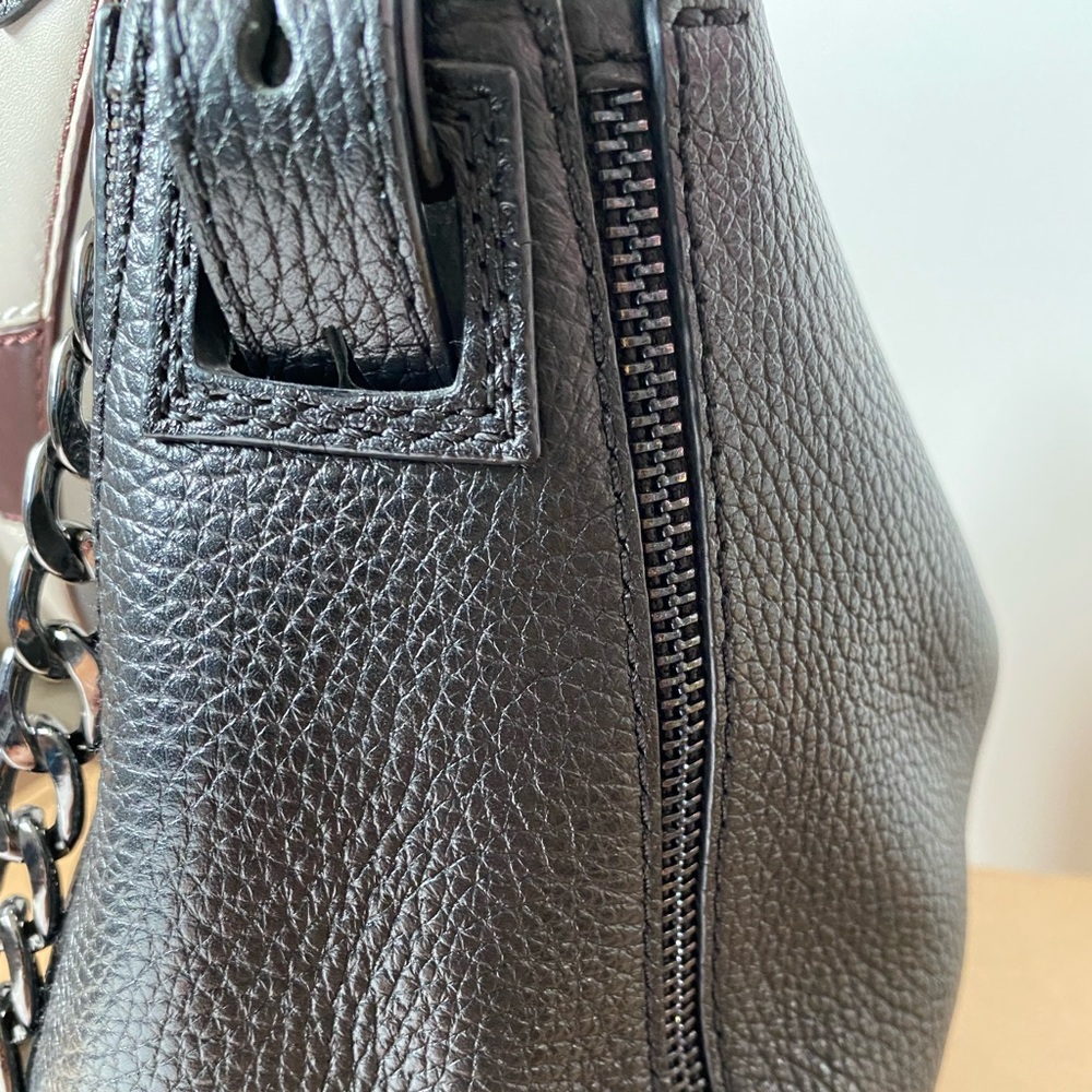 🖤Botkier Soho Bucket🖤 - Picture 9 of 11